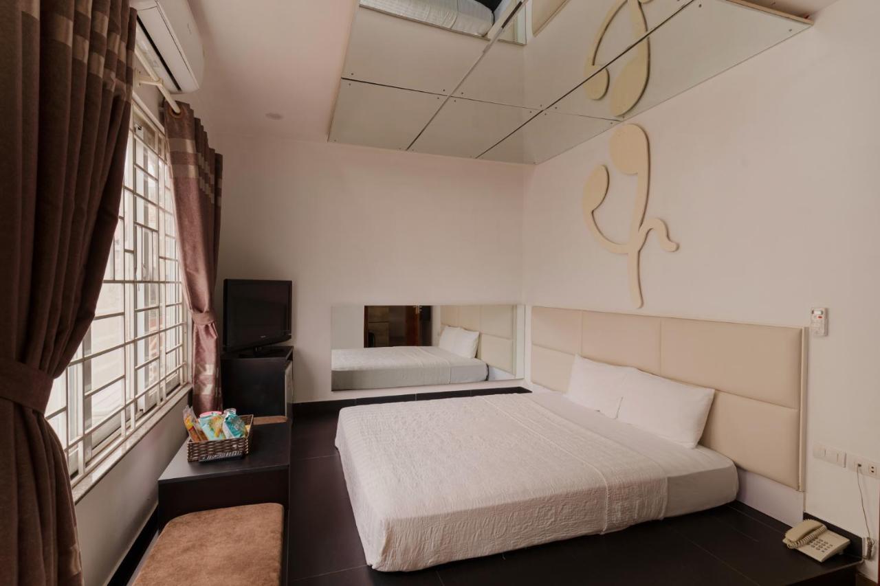 Blue Diamond Apartment Hotel ハノイ市 エクステリア 写真